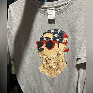 Golden retriever Wesrimg Hat backwards